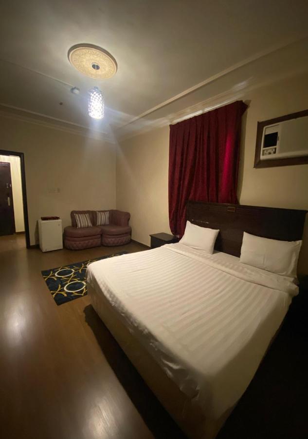담맘 Inwan Residential Units 아파트 호텔 외부 사진