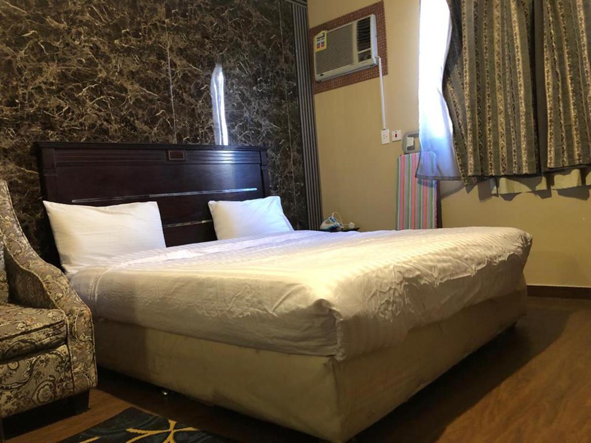 담맘 Inwan Residential Units 아파트 호텔 외부 사진